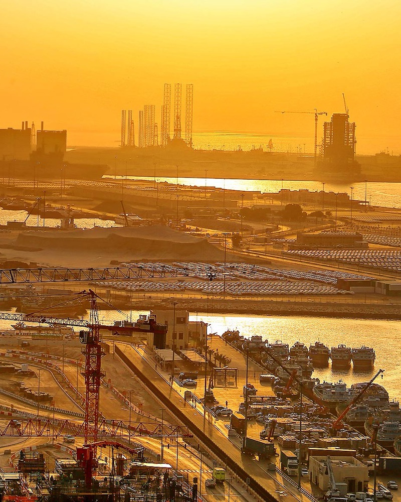 Area photo: Port Rashid, beside Dubai Maritime City (not the project)